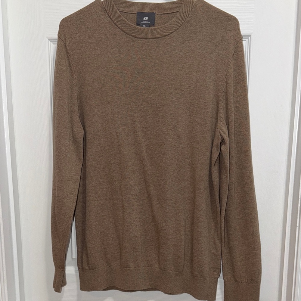 H&M Men's Tan Crewneck Sweater